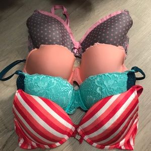 Victoria secret lot bras size 34D